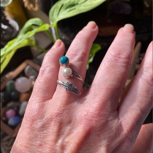Boho Adjustable Pearl and Turquoise silver ring adjustable - Picture 2 of 4